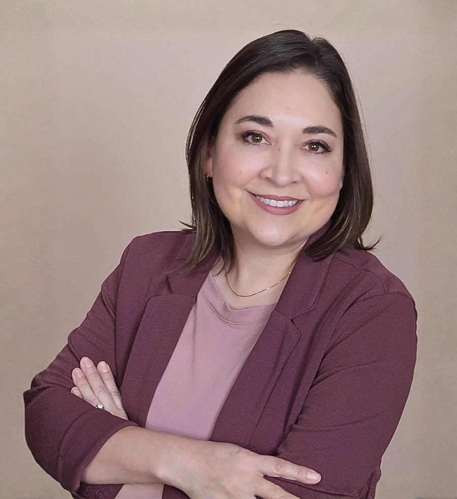 2 Angela Navarro MA LPC at Olive & Ash Counseling